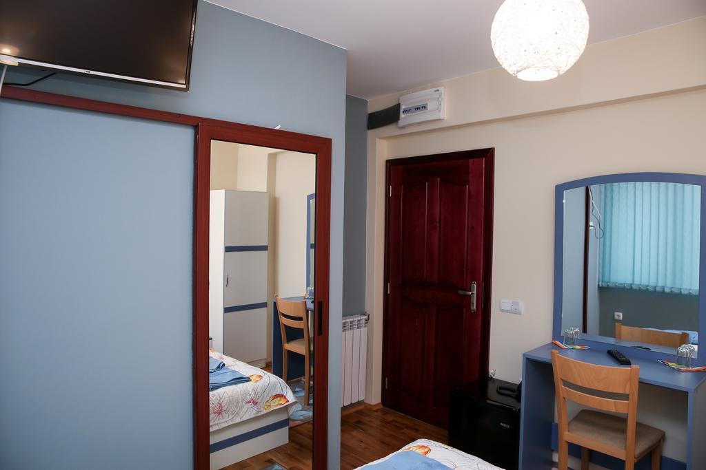 Stanchevata Kashta Hotell Zlatograd Rum bild